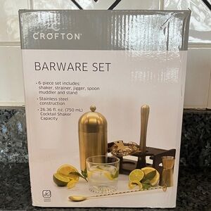 NWT Crofton Barware Set Of 6 Pieces Stainless Steel Construction